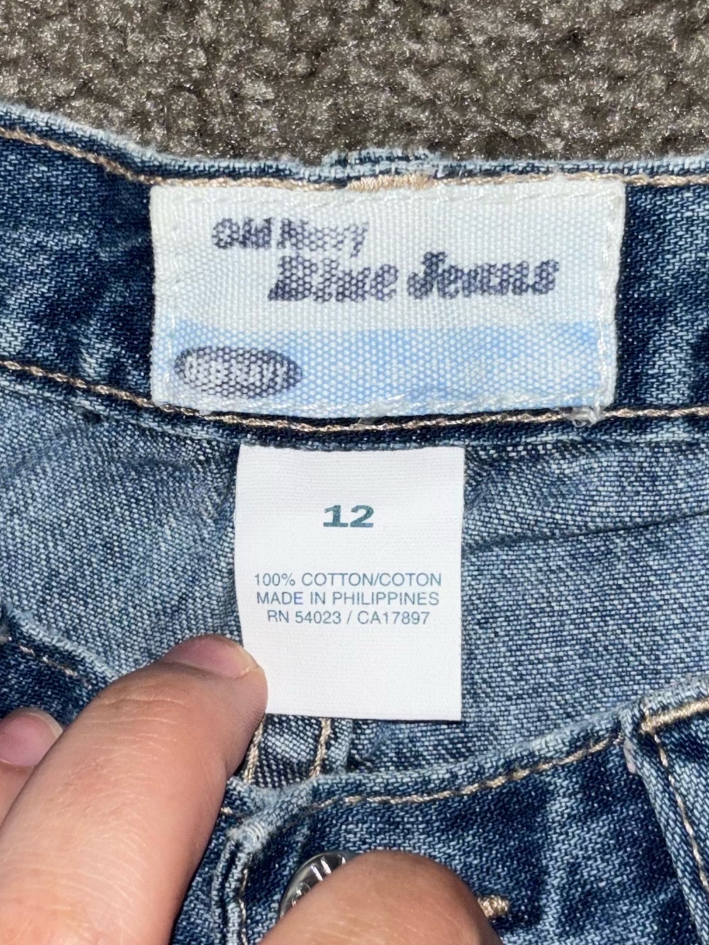 Kids Vintage Old Navy Heart Jeweled Flare Jeans - Picture 2 of 4